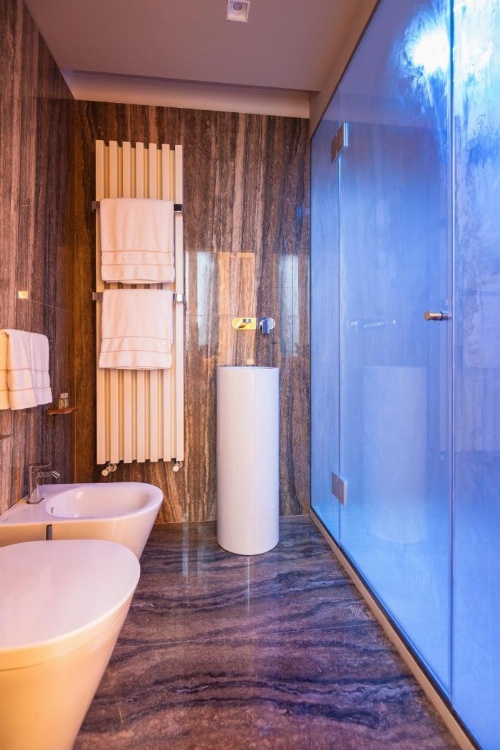 Liassidi Wellness Suites image 22